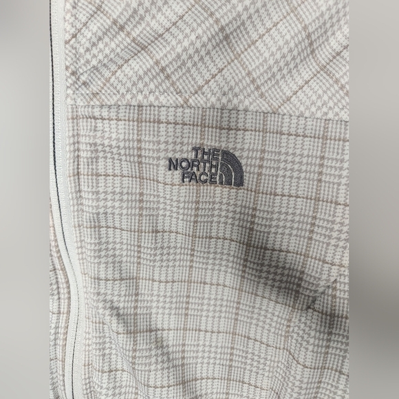 The North Face hoodie, cream plaid, Size S - Picture 3 of 8